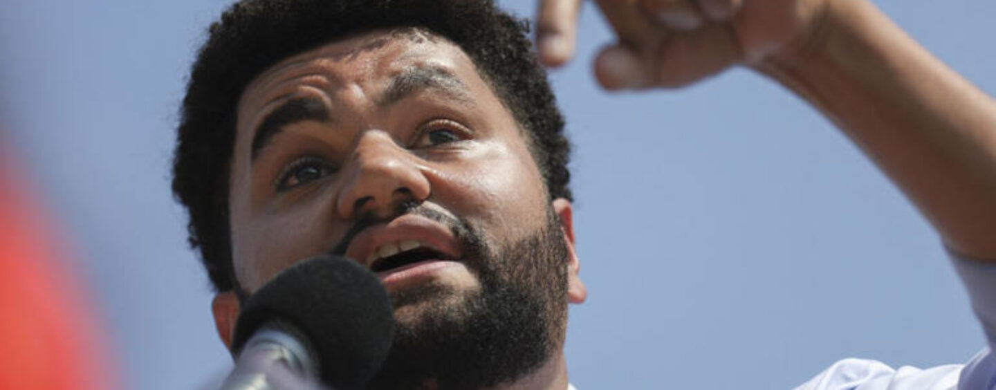 Robert Garcia’s Win Fuels Democrats’ Frustrated Anti-Seniority Rebellion