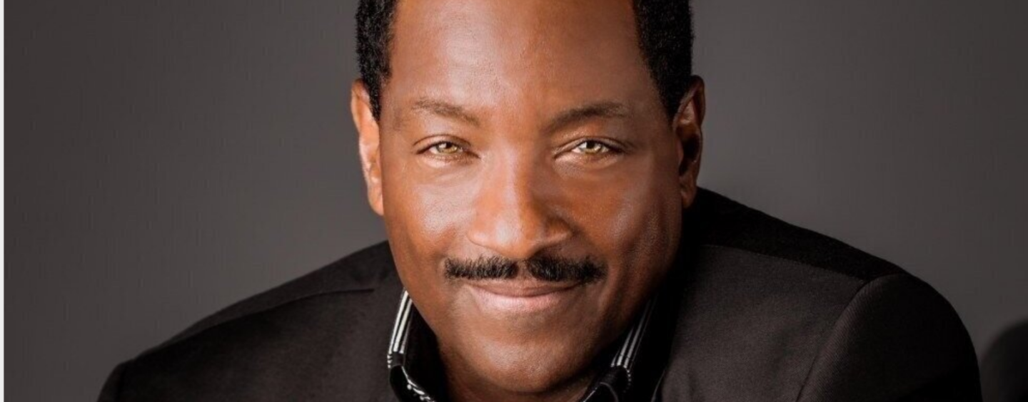 Radio Icon Donnie Simpson Takes Final Bow After 55 Years in Broadcasting