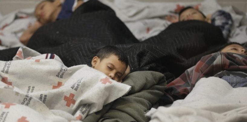 Wilson Leads Letter on Proposed Cuts to Child Migrant Services