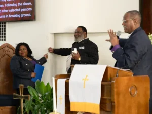 Vernon-Witness-Groundbreaking-44-780x585