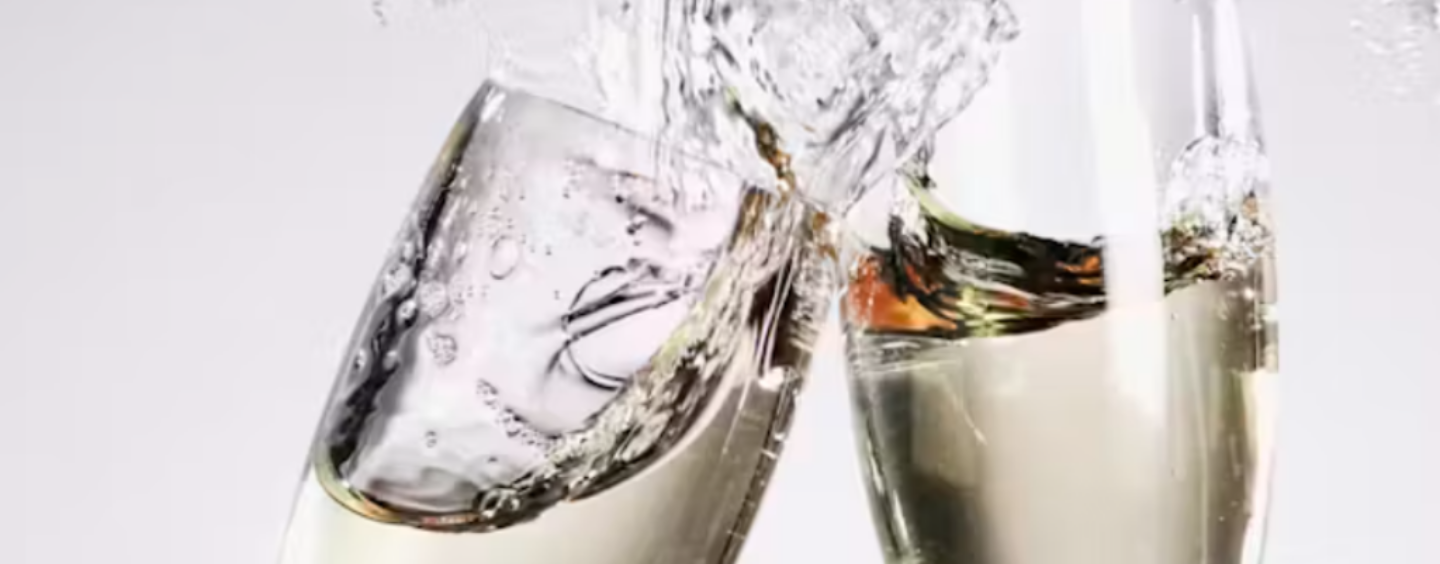 Drinking Alcohol Before Conceiving a Child Could Accelerate Their Aging – New Research in Mice