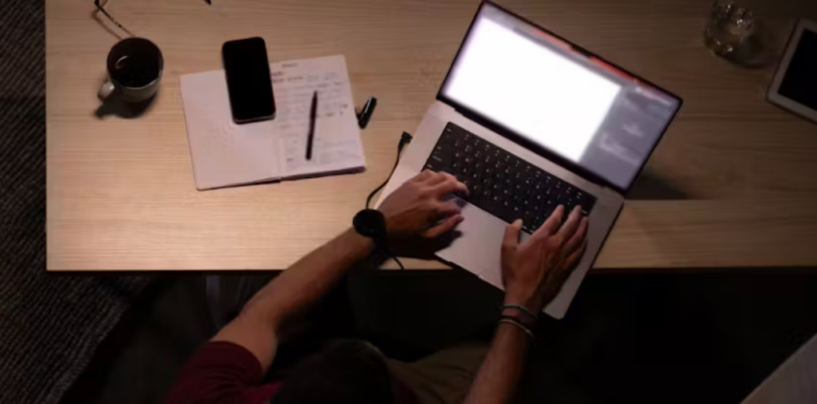 Responding to Work Emails After Hours Contributes to Burnout, Hostility