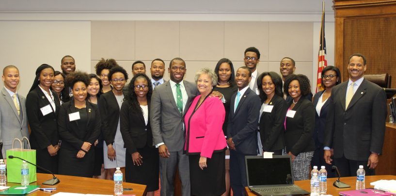 Emerging Leaders Program Strengthens Writing, Speaking, and Critical Thinking Skills