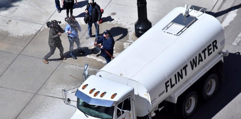 Four Years Since Flint Crisis Began, Ellison Unveils Bill Declaring ‘Clean Water a Right for All’