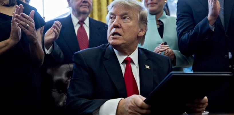 Trump Signs Executive Order Freezing Pay of Nearly 2 Million Federal Workers